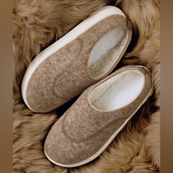 allbirds Shoes - Allbirds Women's Kiwi Clog Dark Camel Stony Cream Sole size 7 New in box nwt nib